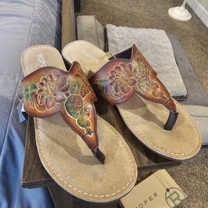 NWT ROPER Leather Western Tooled Sandals Brown/Cognac w/Cactus print Womens 10